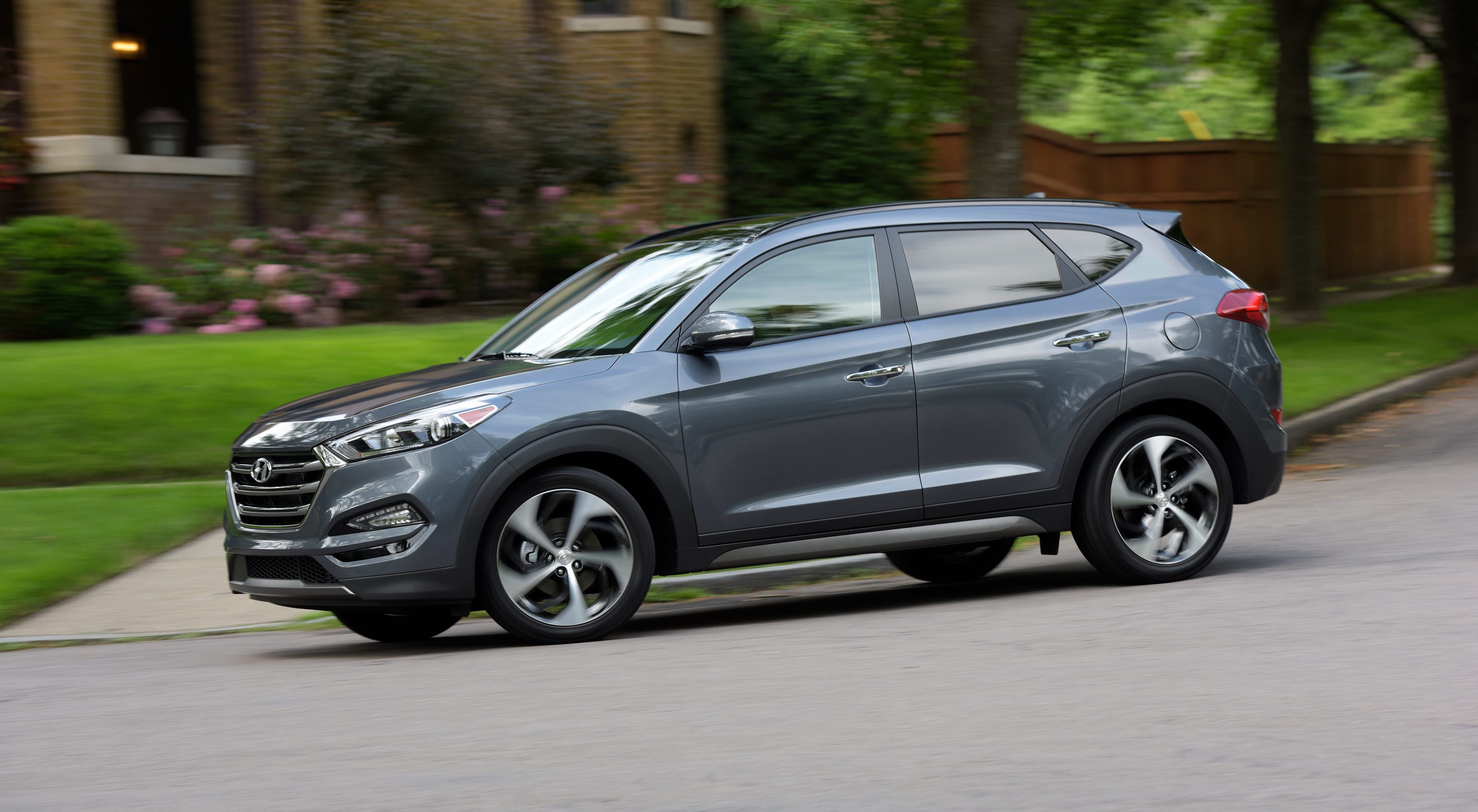 Hyundai Tucson 2016 Review  carsalescomau
